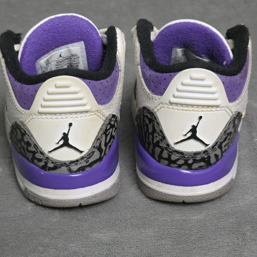 Jordan Baby Boy's 3 Retro (Infant/Toddler) White/Black/Dark‎ Iris/Cement Grey 6C